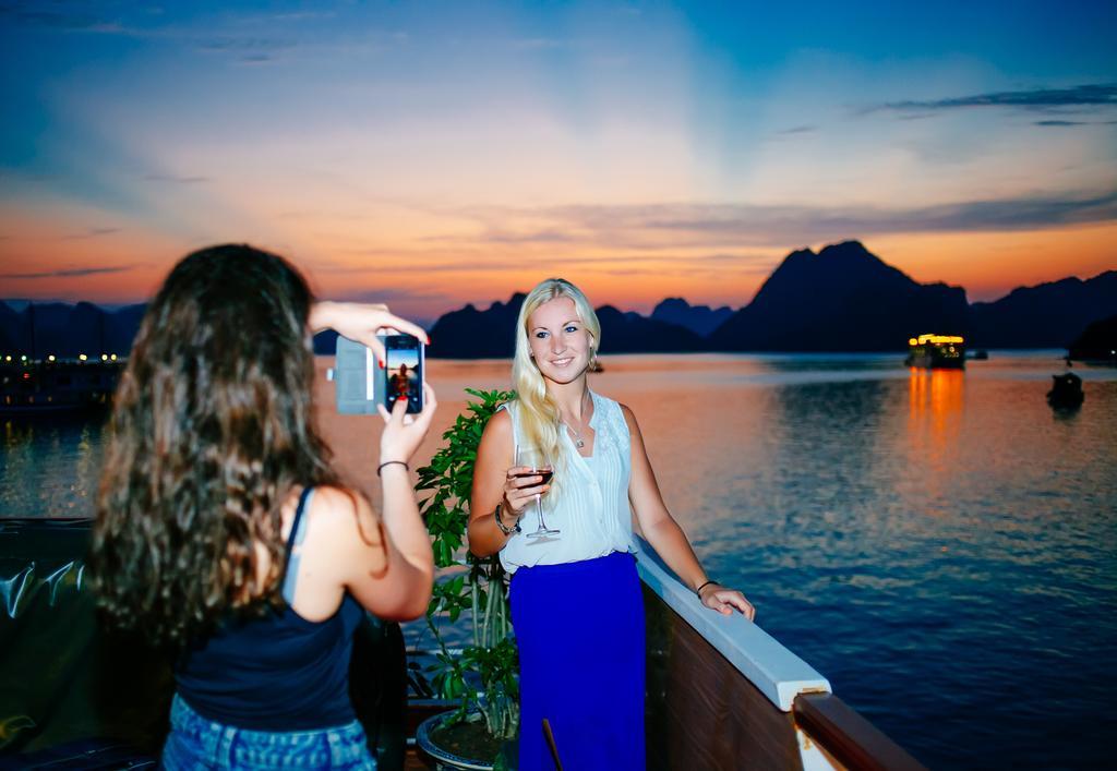 Cristina Diamond Cruise Hotel Hạ Long-öböl Szoba fotó