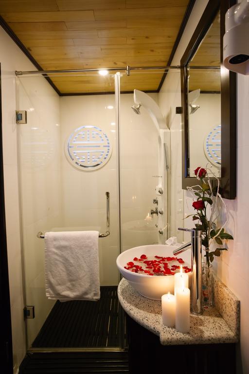 Cristina Diamond Cruise Hotel Hạ Long-öböl Szoba fotó