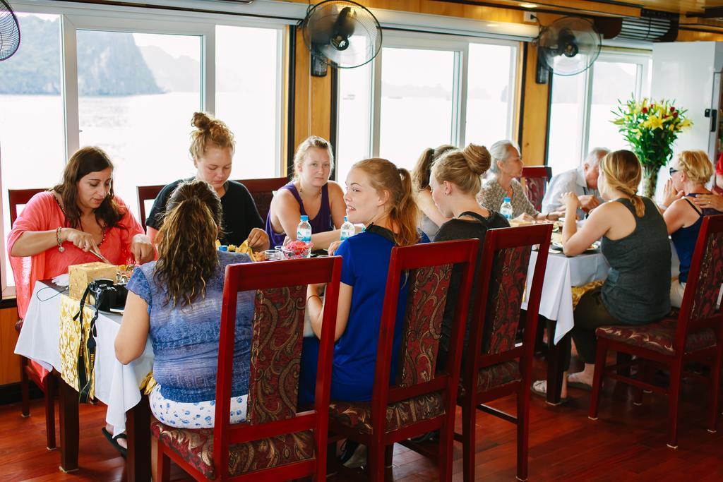 Cristina Diamond Cruise Hotel Hạ Long-öböl Szoba fotó