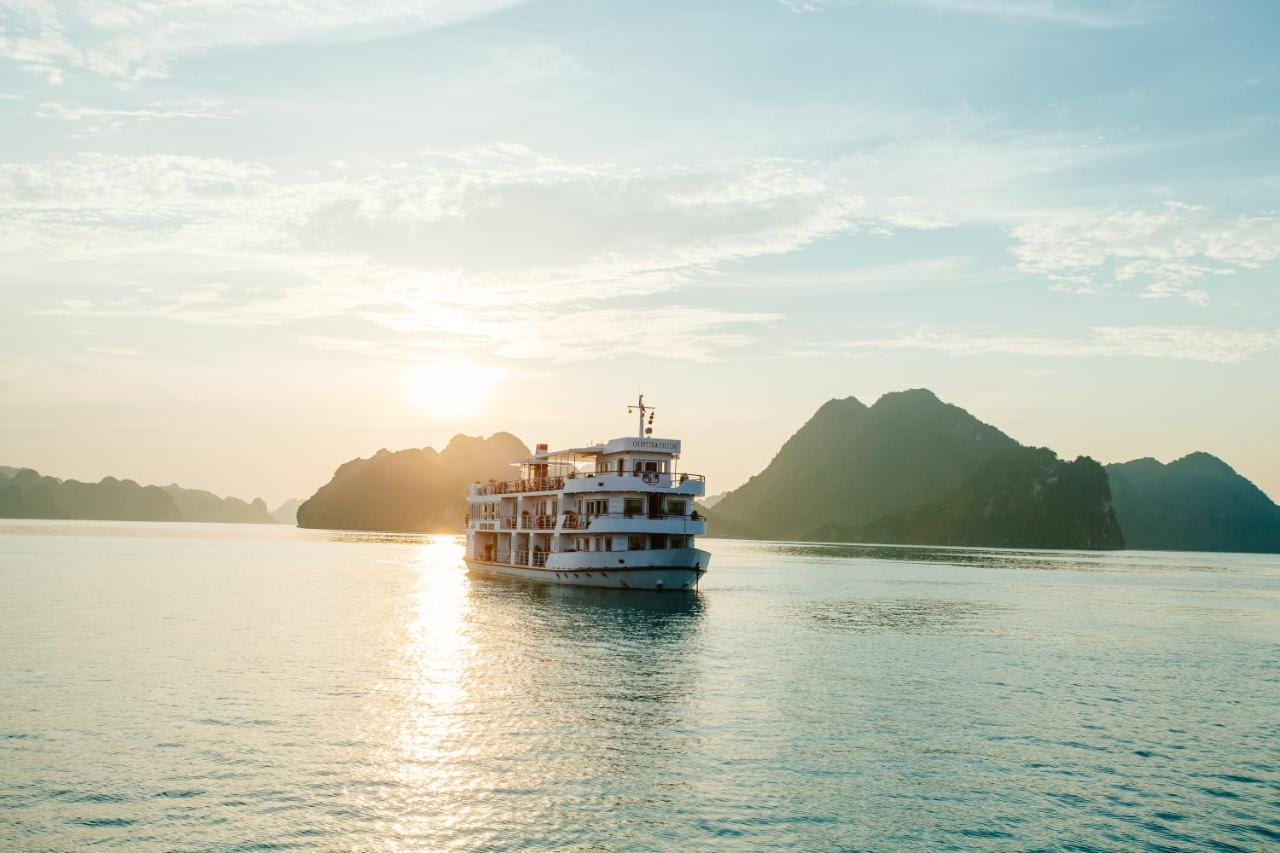 Cristina Diamond Cruise Hotel Hạ Long-öböl Kültér fotó