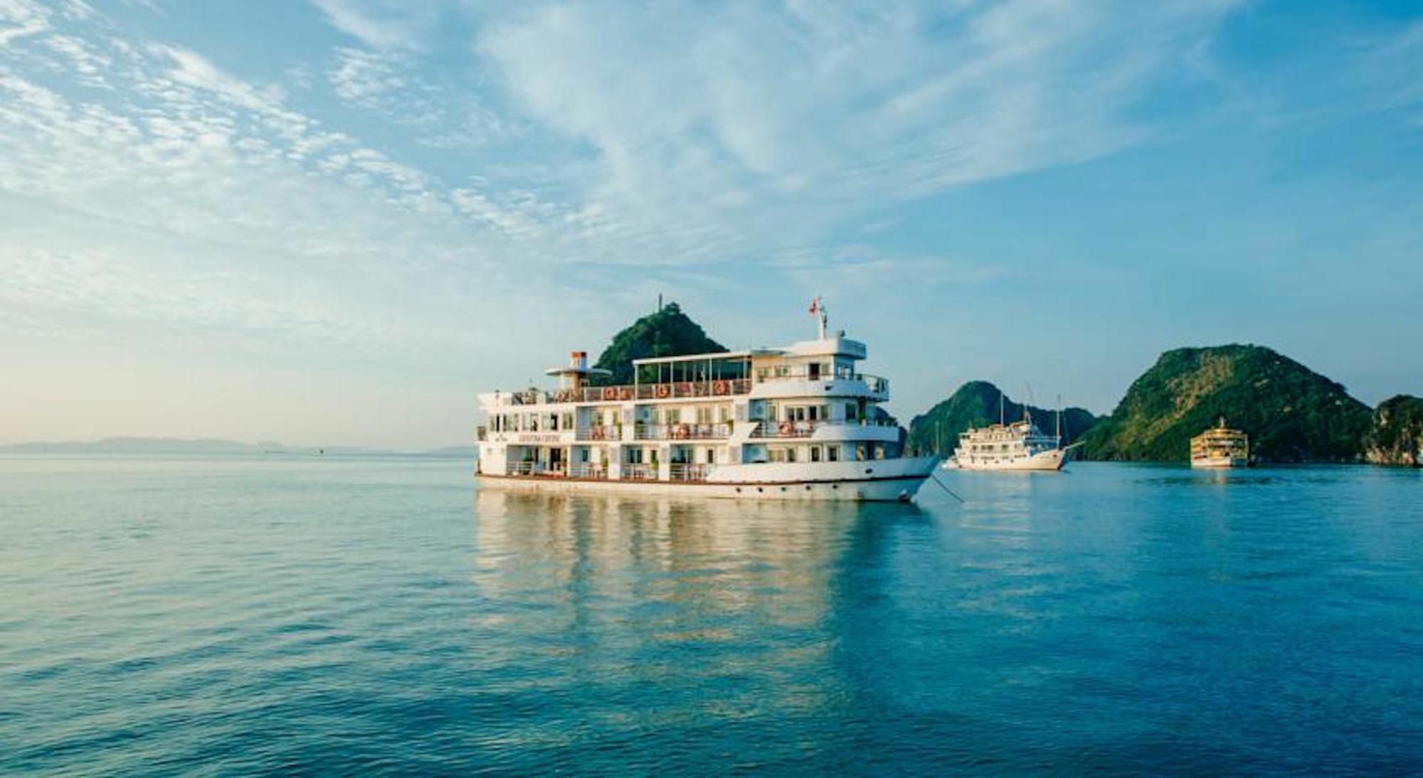 Cristina Diamond Cruise Hotel Hạ Long-öböl Kültér fotó